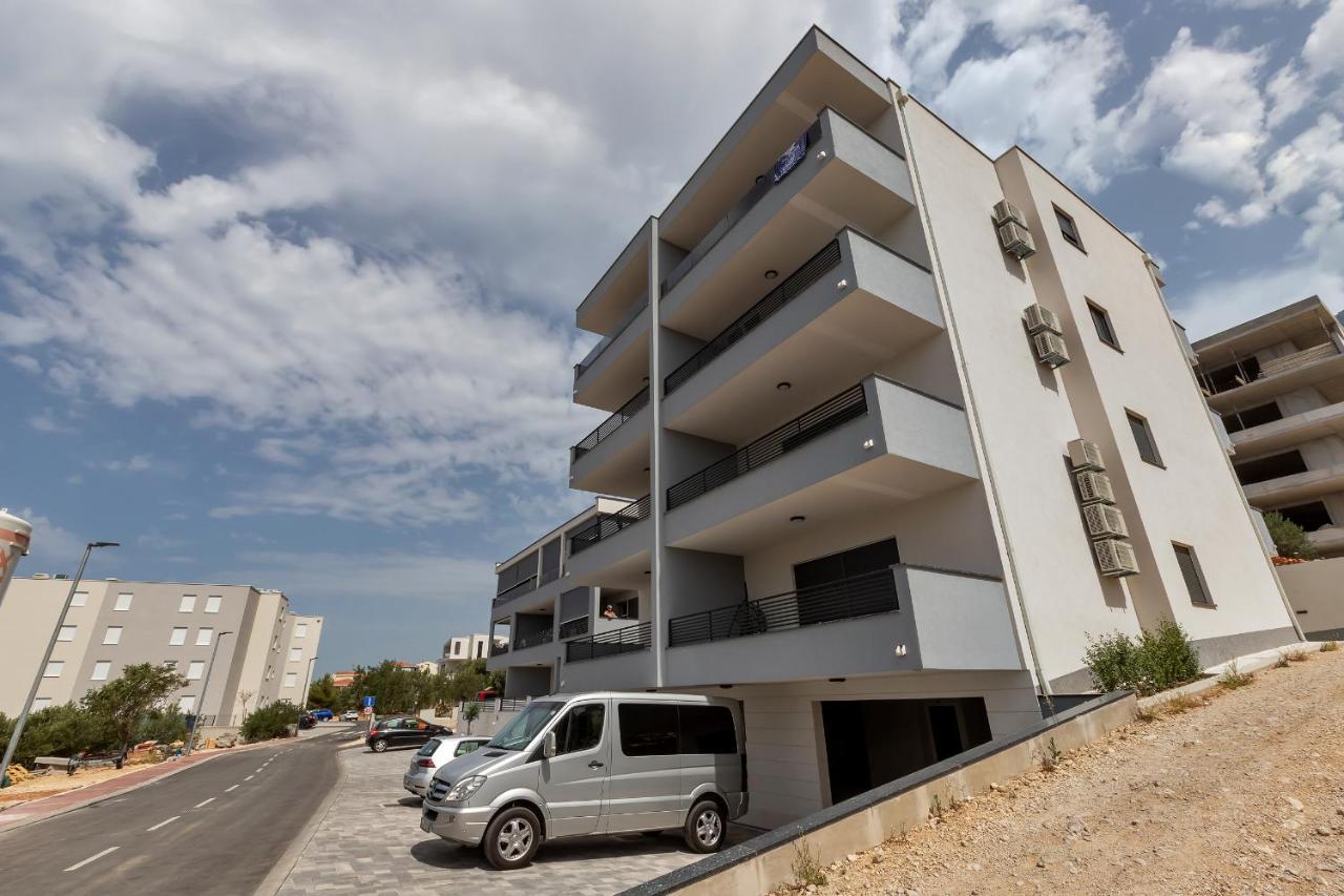 Luxury Apartment Adriasun Free Beach Parking Makarska Bagian luar foto